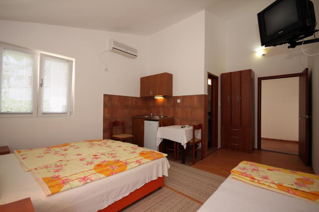 Apartments Raicevic Budva Szoba fotó